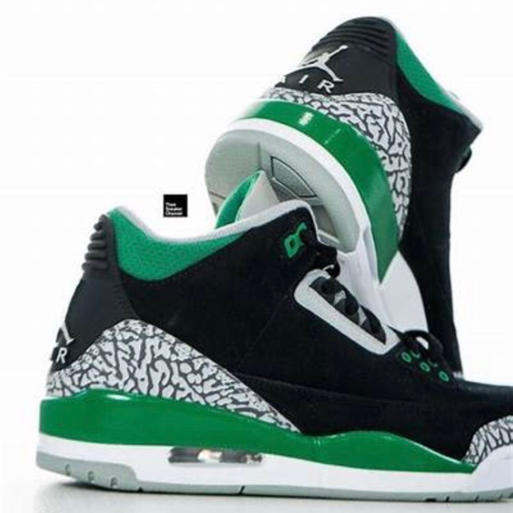 Jordan 3 PINE GREEN